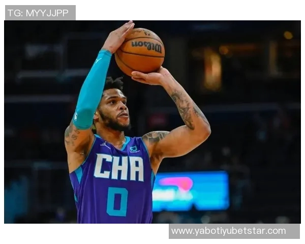 迈尔斯布里奇斯表现出色19投10中斩获24分9篮板8助攻助球队争胜 迈尔斯布里奇斯表现出色19投10中斩获24分9篮板8助攻助球队争胜